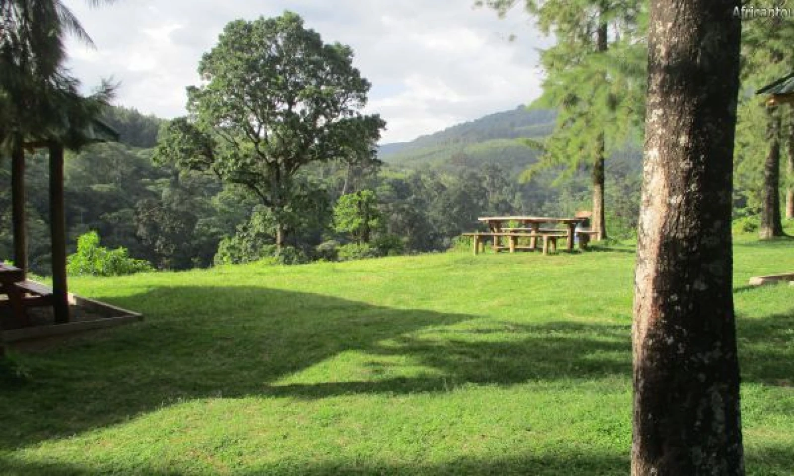 Lake Duluti Canoeing & Napuru Village Cultural Exploration