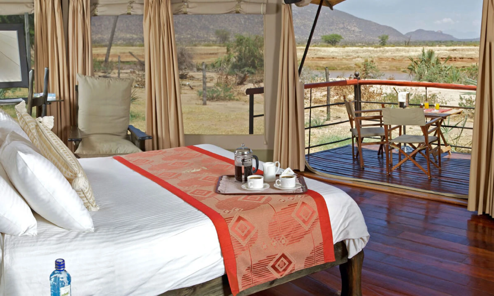 Samburu – Masai Mara National Reserve (Flight ~1h 30min)