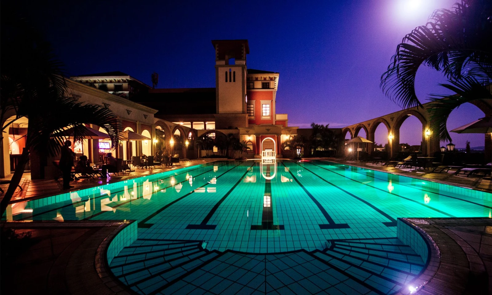 Arrival in Entebbe – A Lakeside Welcome to Uganda