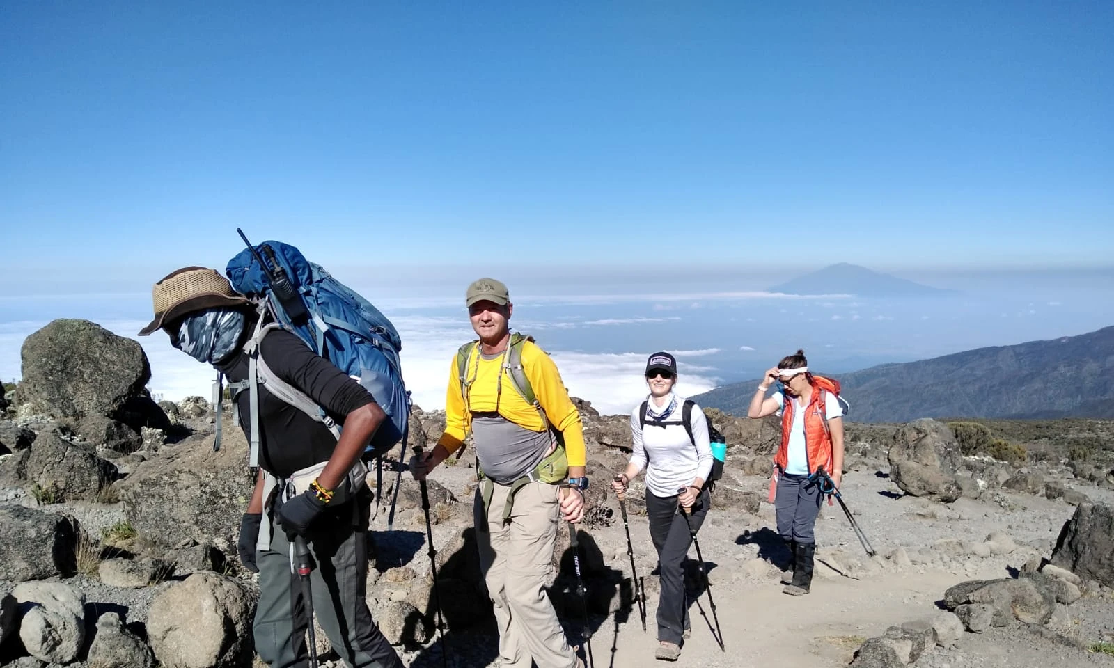 Shira Camp → Lava Tower → Barranco Camp – Entering the Alpine Desert
