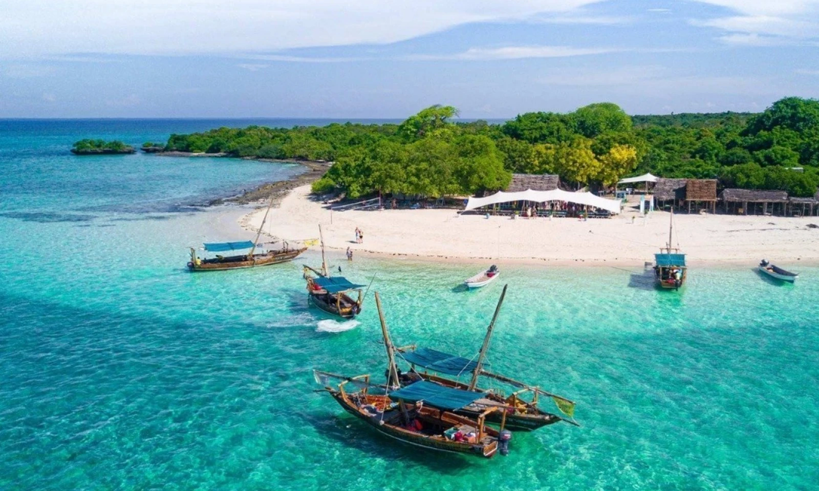 Zanzibar – Full-Day Beach Luxury