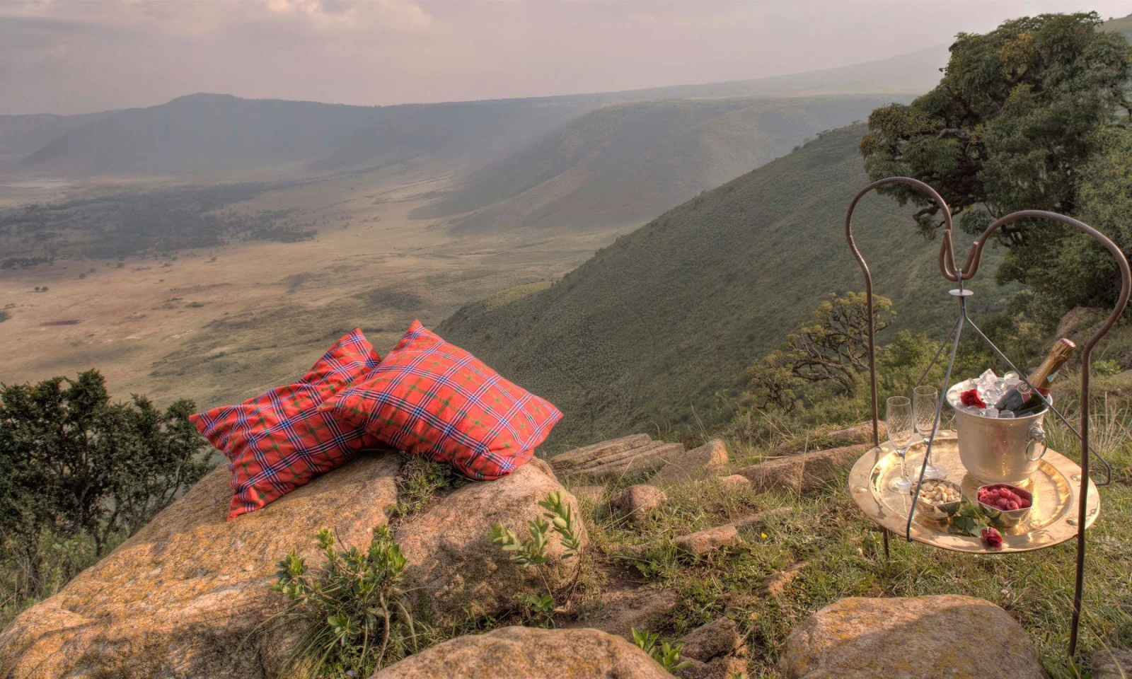 Serengeti → Ngorongoro Highlands – Scenic Transfer & Crater Views 