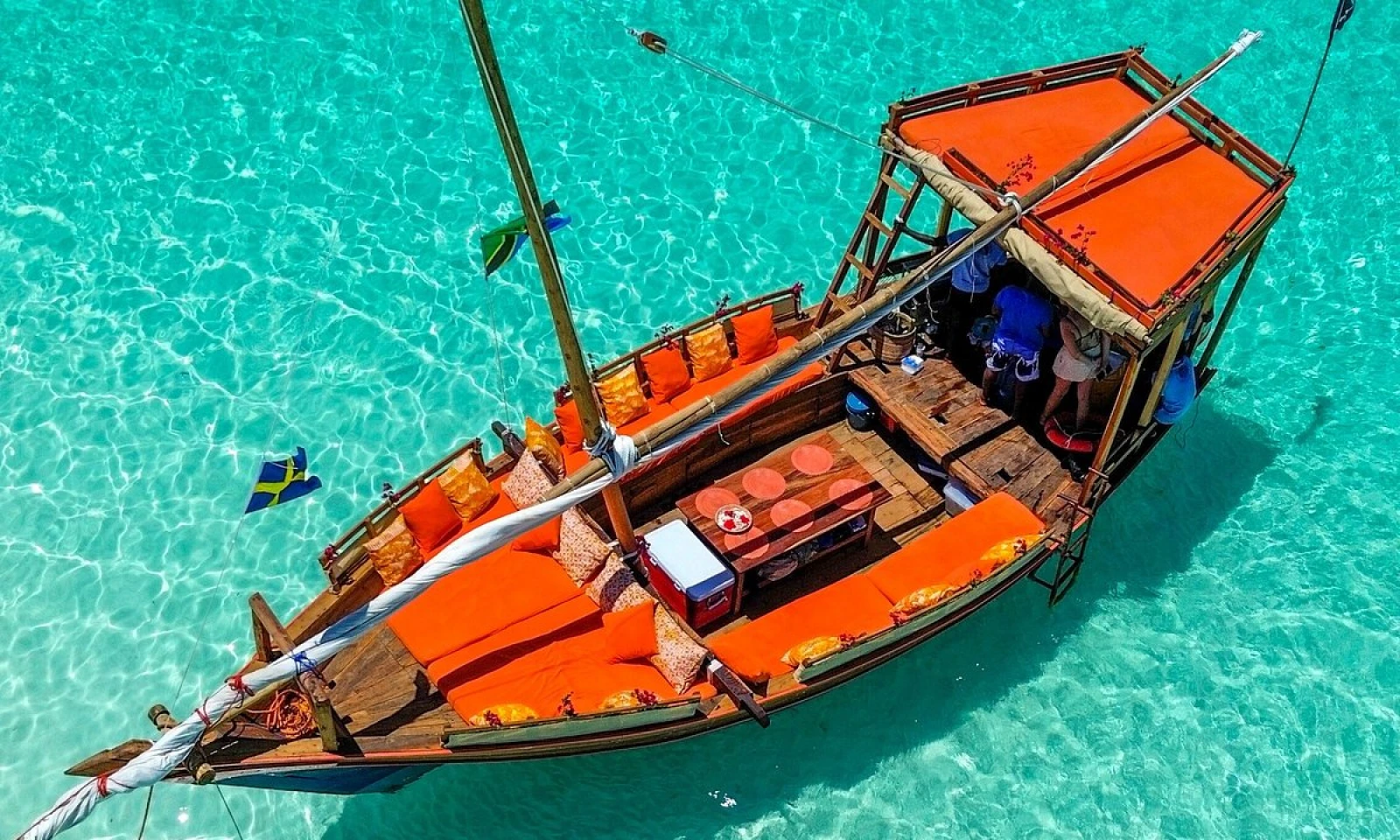 Zanzibar – Private Dhow Sunset Cruise & Ocean Adventure