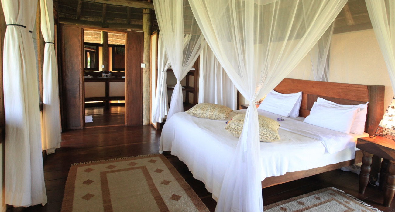 Apoka Safari Lodge