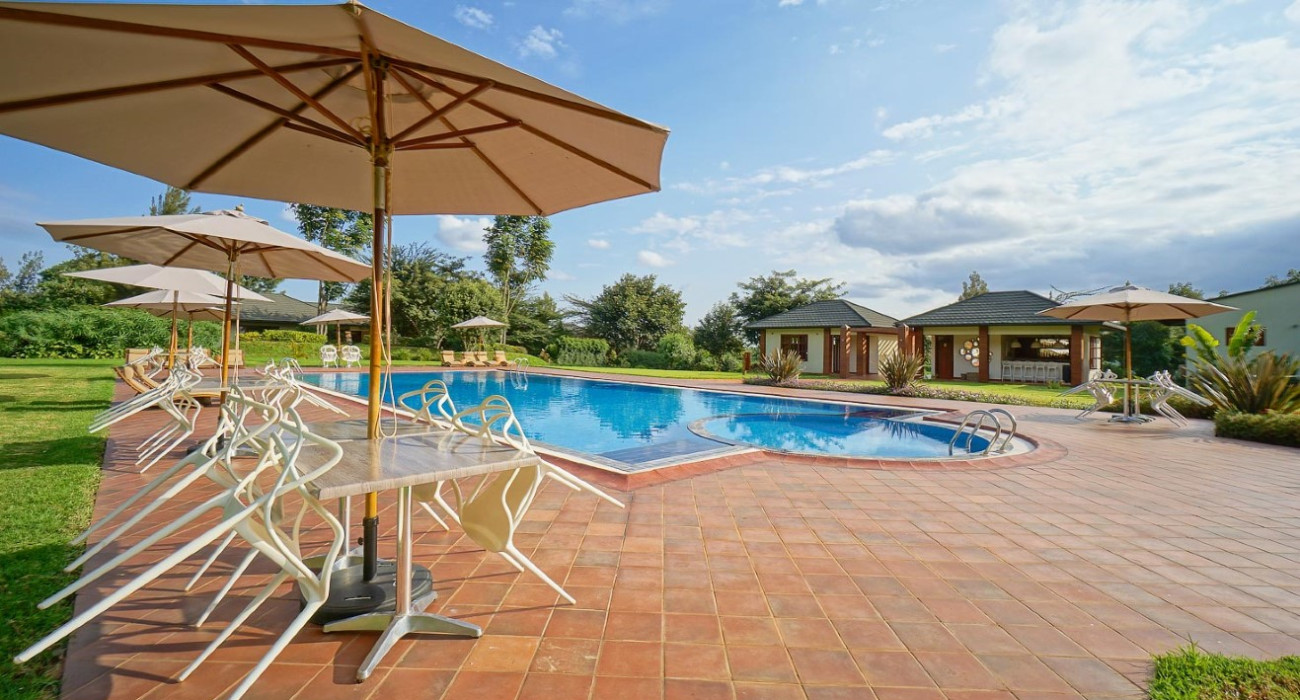 Acacia Farm Lodge