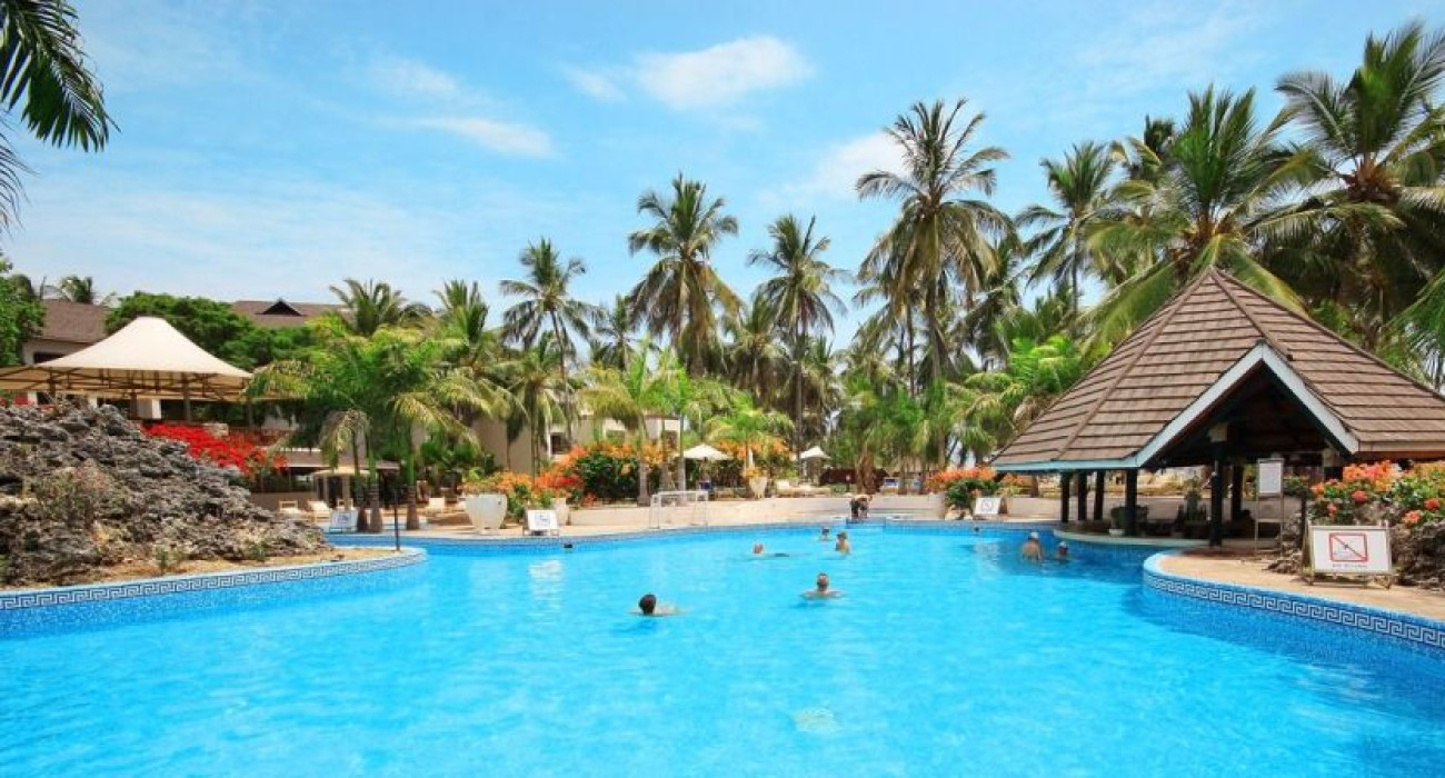 Diani Reef Beach Resort &amp; Spa