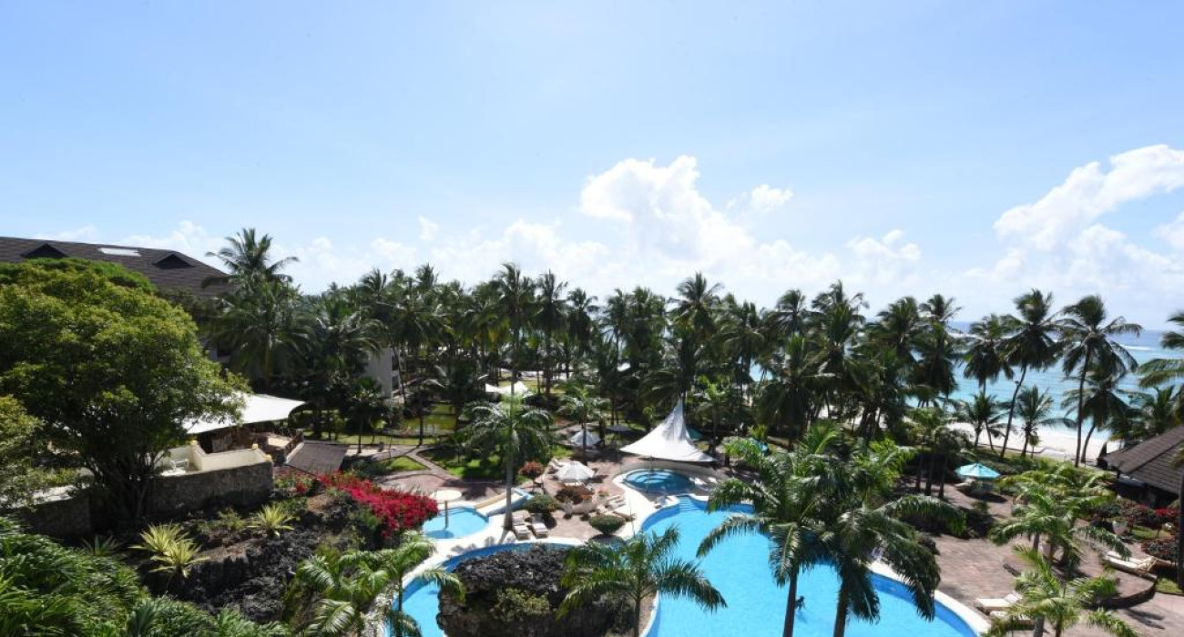 Diani Reef Beach Resort &amp; Spa