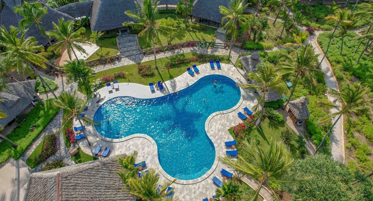 Breezes Beach Club & Spa