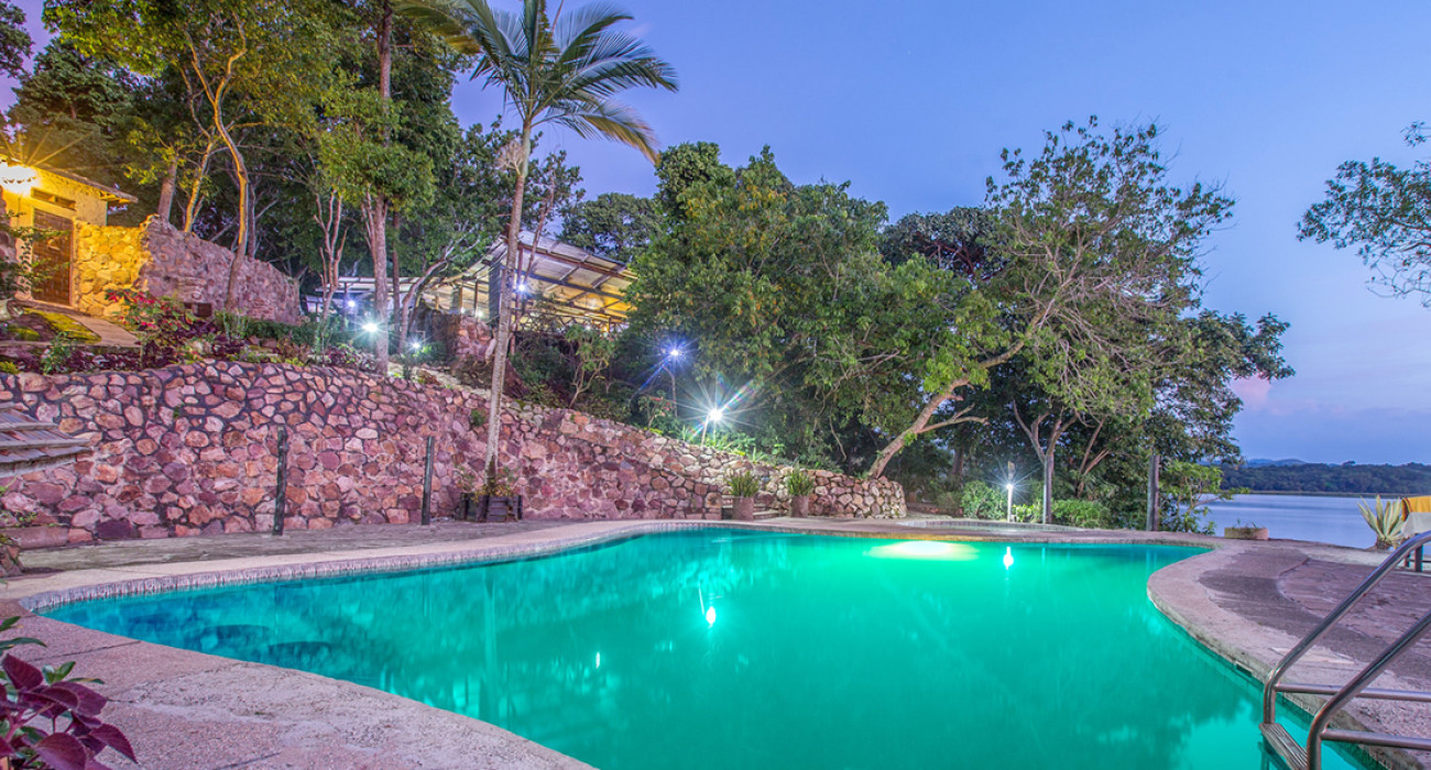 Jacana Safari Lodge