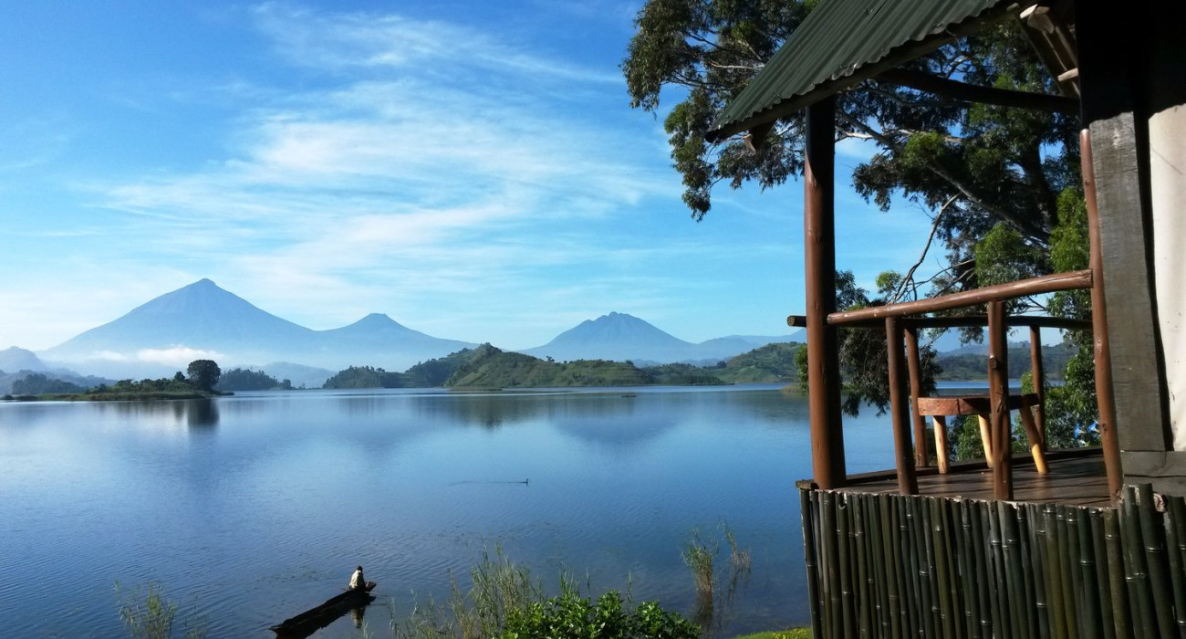 Four Gorillas Lodge
