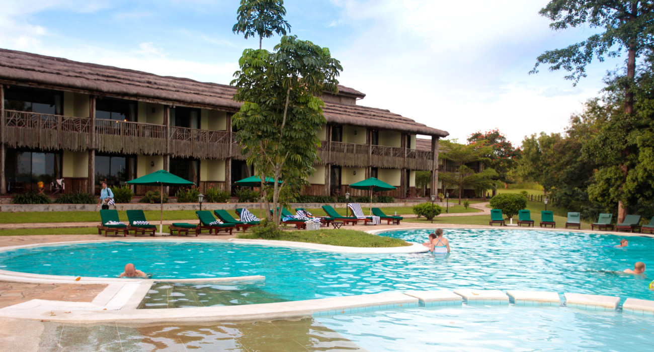 Paraa Safari Lodge