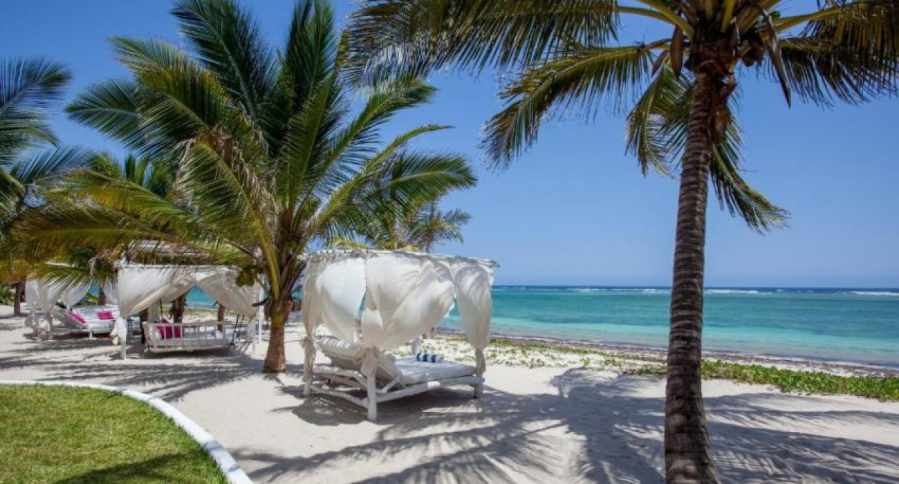 The Maji Beach Boutique Hotel