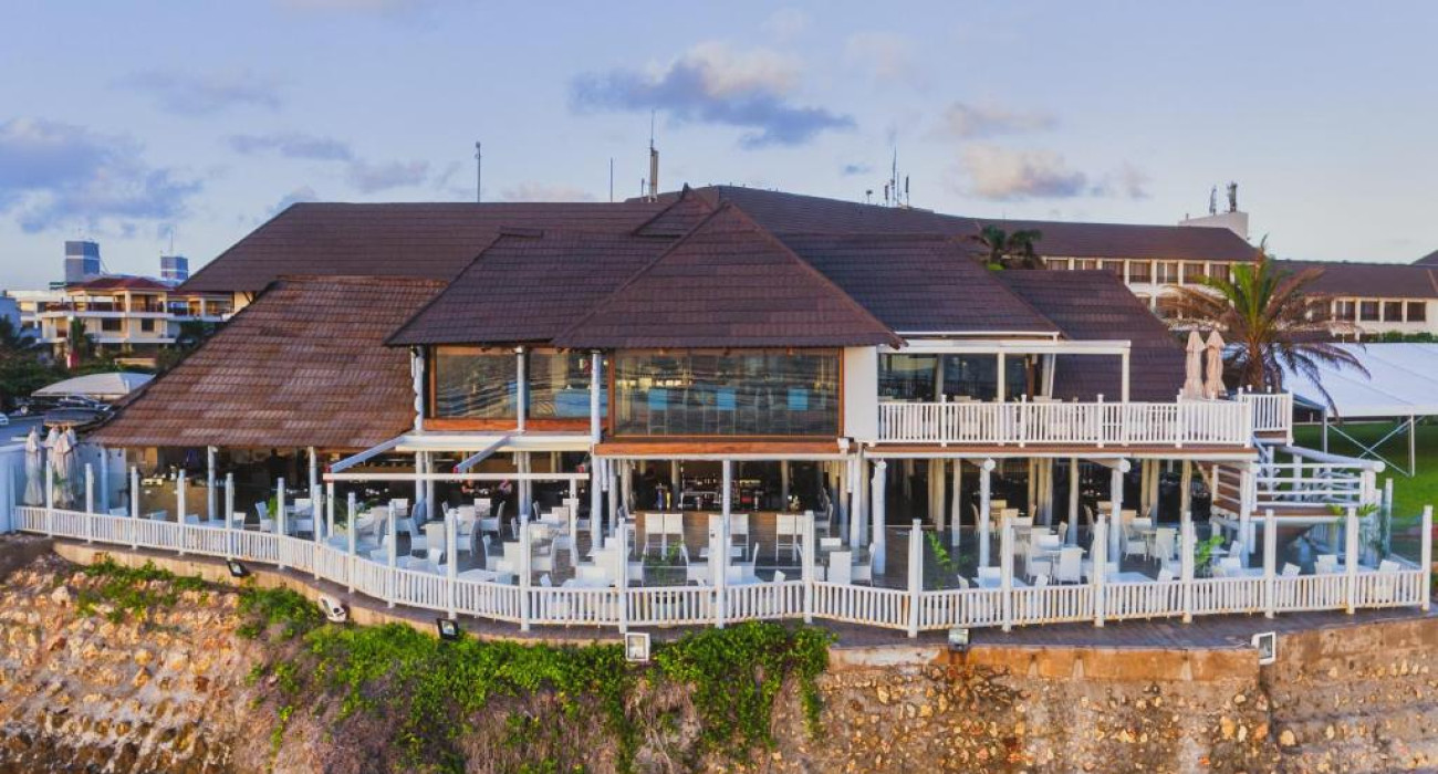Sea Cliff Hotel