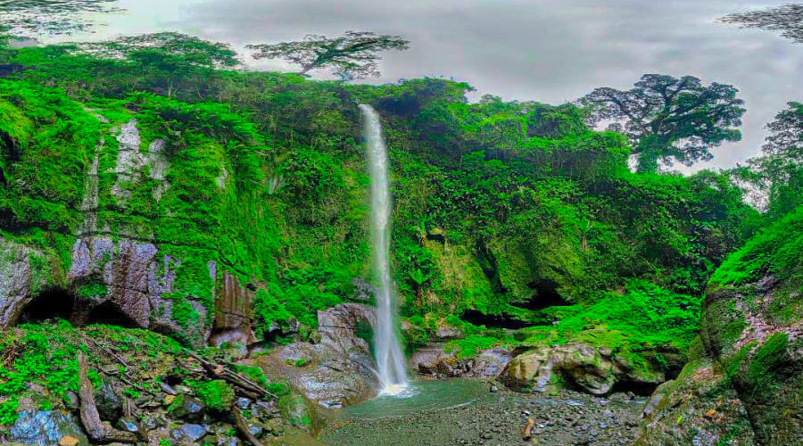 Napuru Waterfalls – Arusha