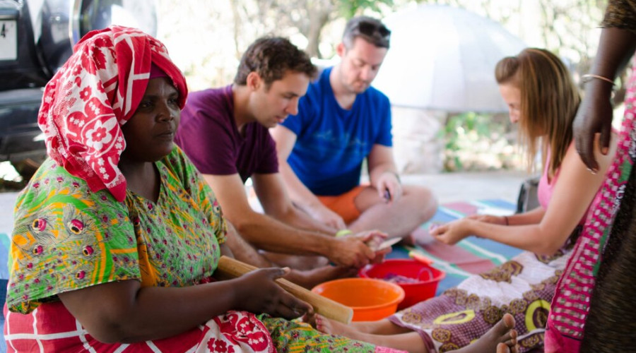 Local Cooking Class with a Swahili Family