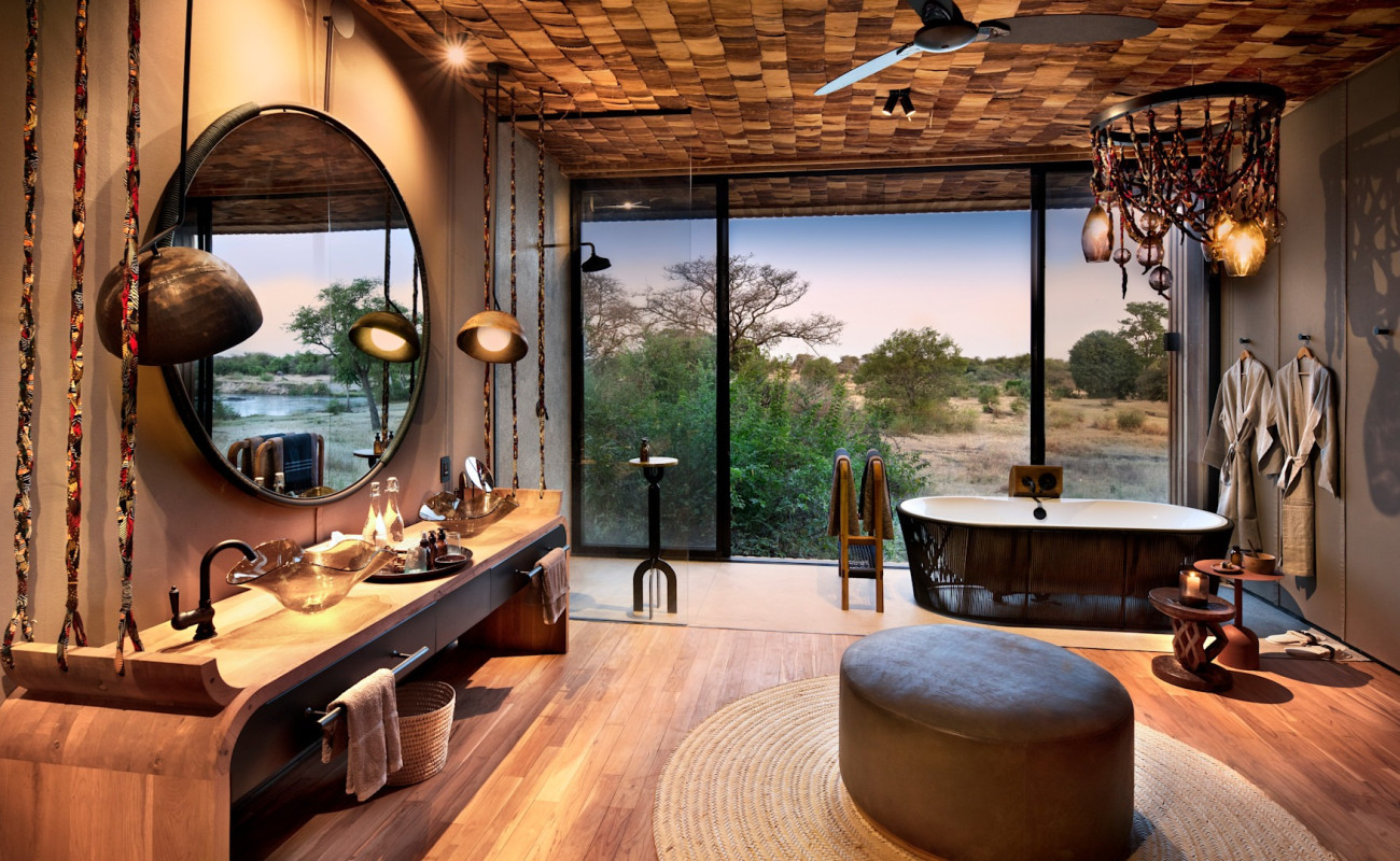 Top 10 Luxury Lodges for Witnessing the Great Migration